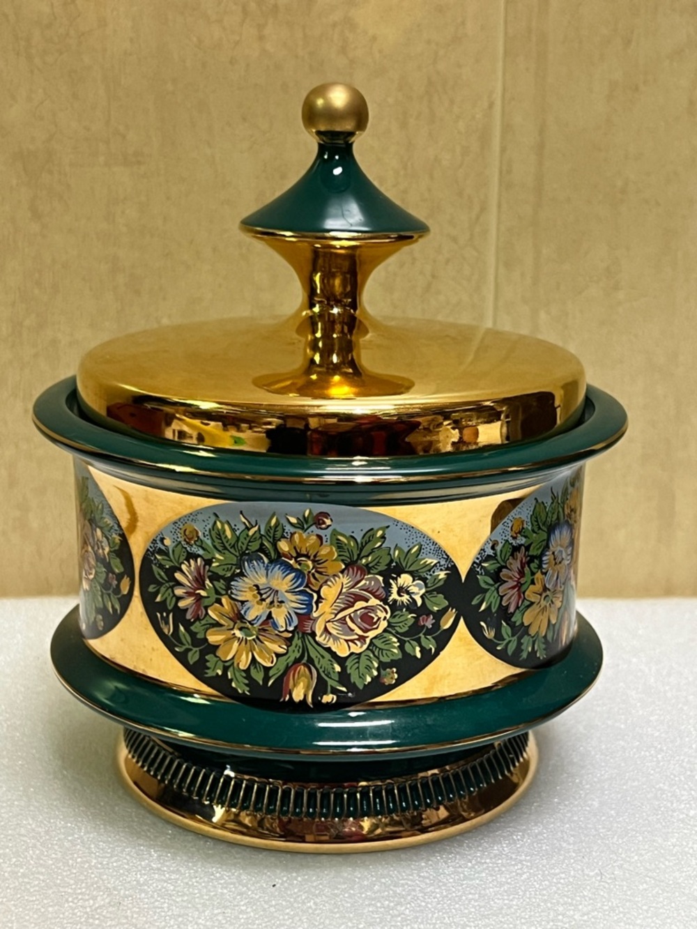 Vintage Florentine Gold Green Floral Italian Lidded bowl tray